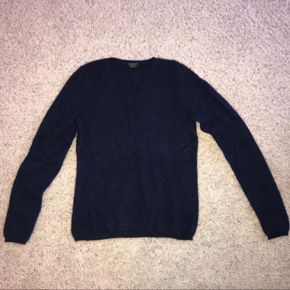 Chapter Club Cashmere Luxury sweater